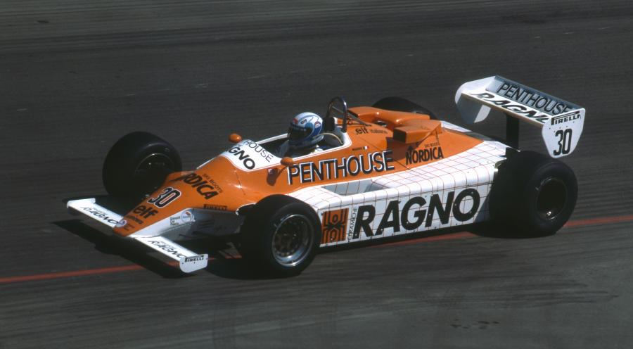  Arrows A4 1982 года  (фото 9 из 13)